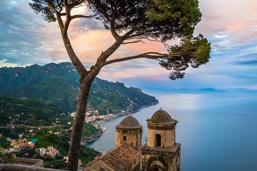 Ravello. Wedding Planner in Amalfi Coast and Puglia. Mr and Mrs Wedding in Italy