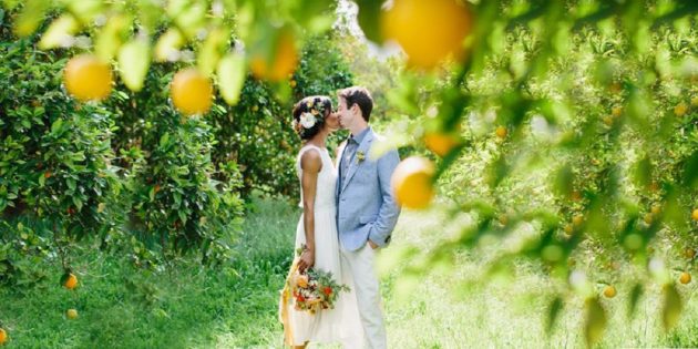 Lemon themed wedding on the Amalfi Coast