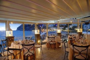4 Rada Restaurant. Wedding Planner in Amalfi Coast and Puglia. Mr and Mrs Wedding in Italy