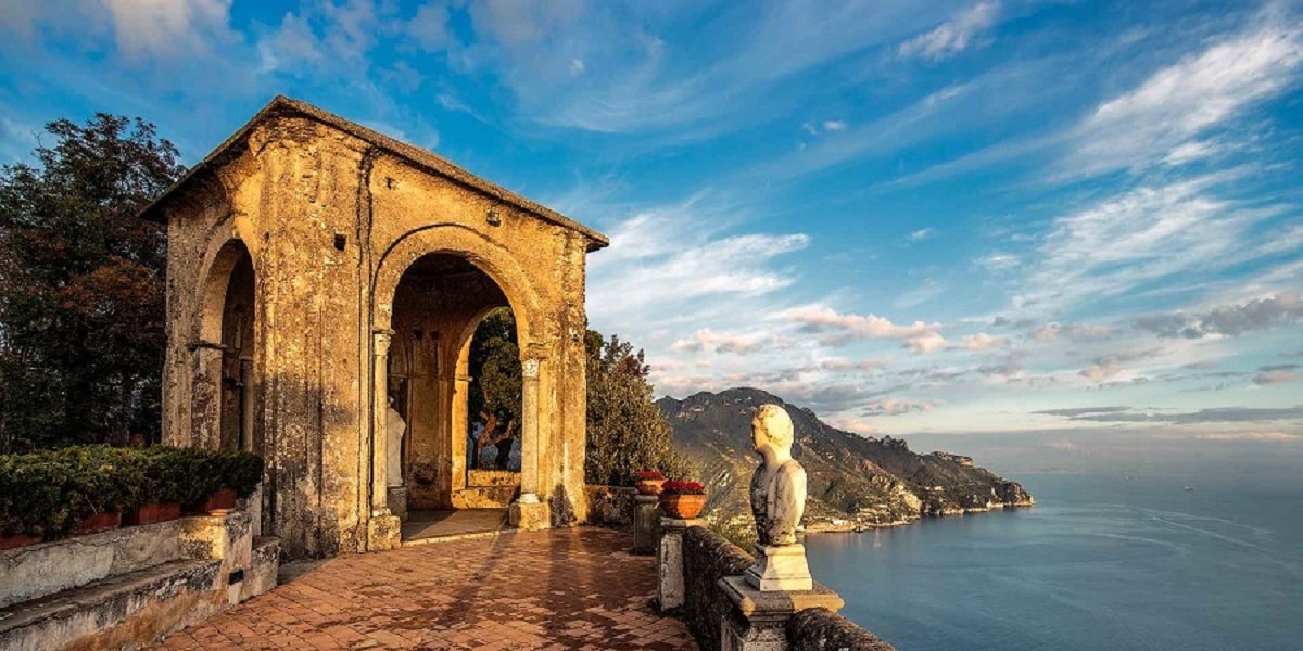 Villa Cimbrone . Ravello. Wedding Planner in Amalfi Coast and Puglia. Mr and Mrs Wedding in Italy