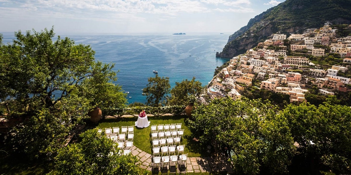 Gardens. Wedding Planner in Amalfi Coast and Puglia. Mr and Mrs Wedding in Italy