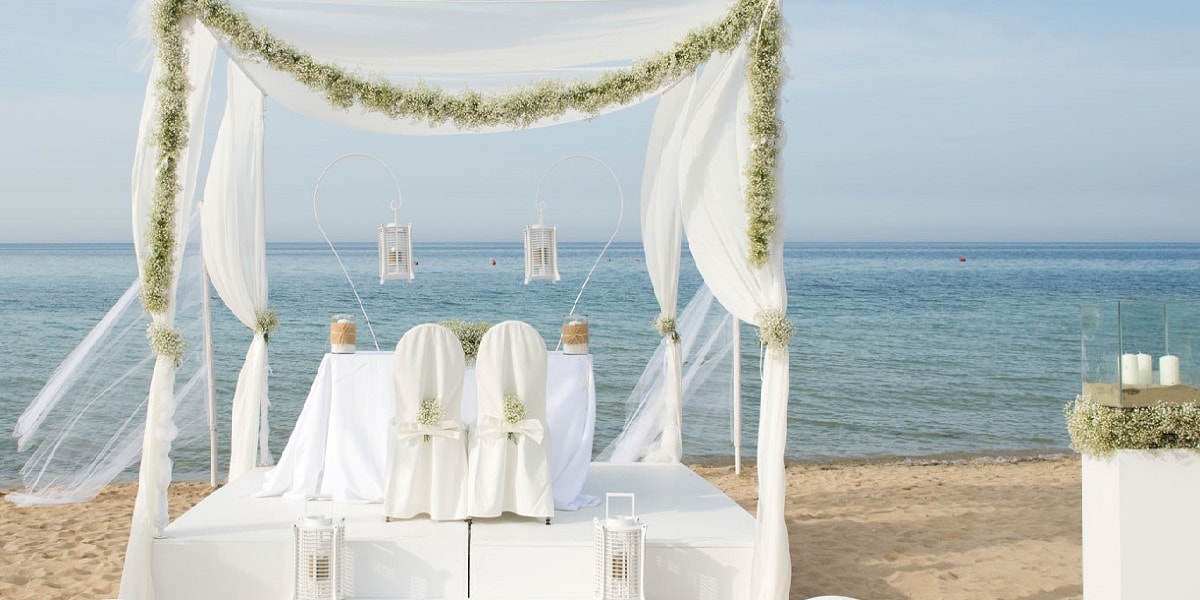 Coccaro Beach Club. Puglia. Wedding Planner in Amalfi Coast and Puglia. Mr and Mrs Wedding in Italy