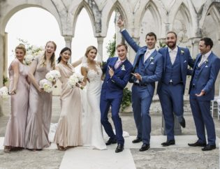 Isabella and Peter Wedding in Amalfi bride and groom with bridesmaids and bestmen