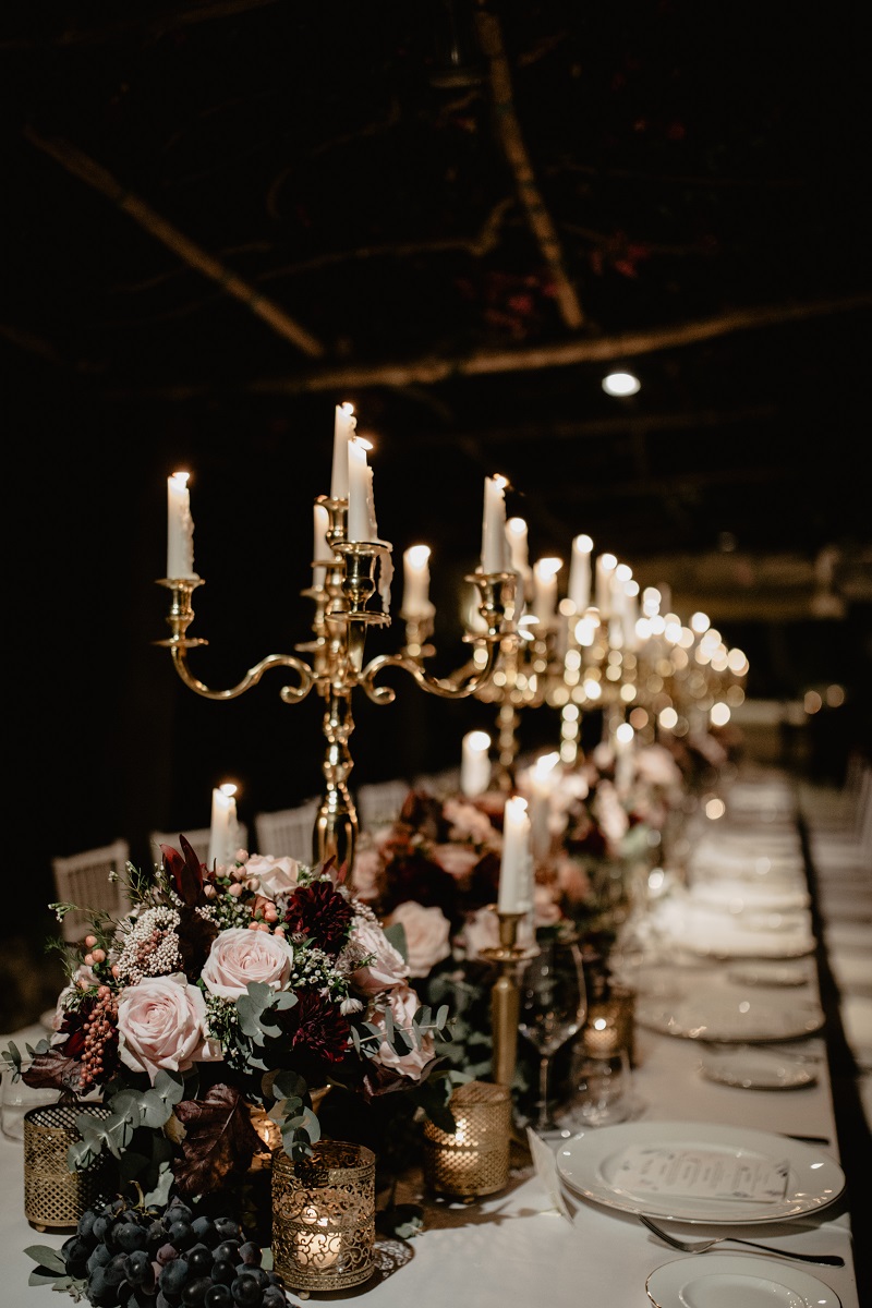 Shannon and Ross Wedding in Amalfi - the wedding imperial table at night