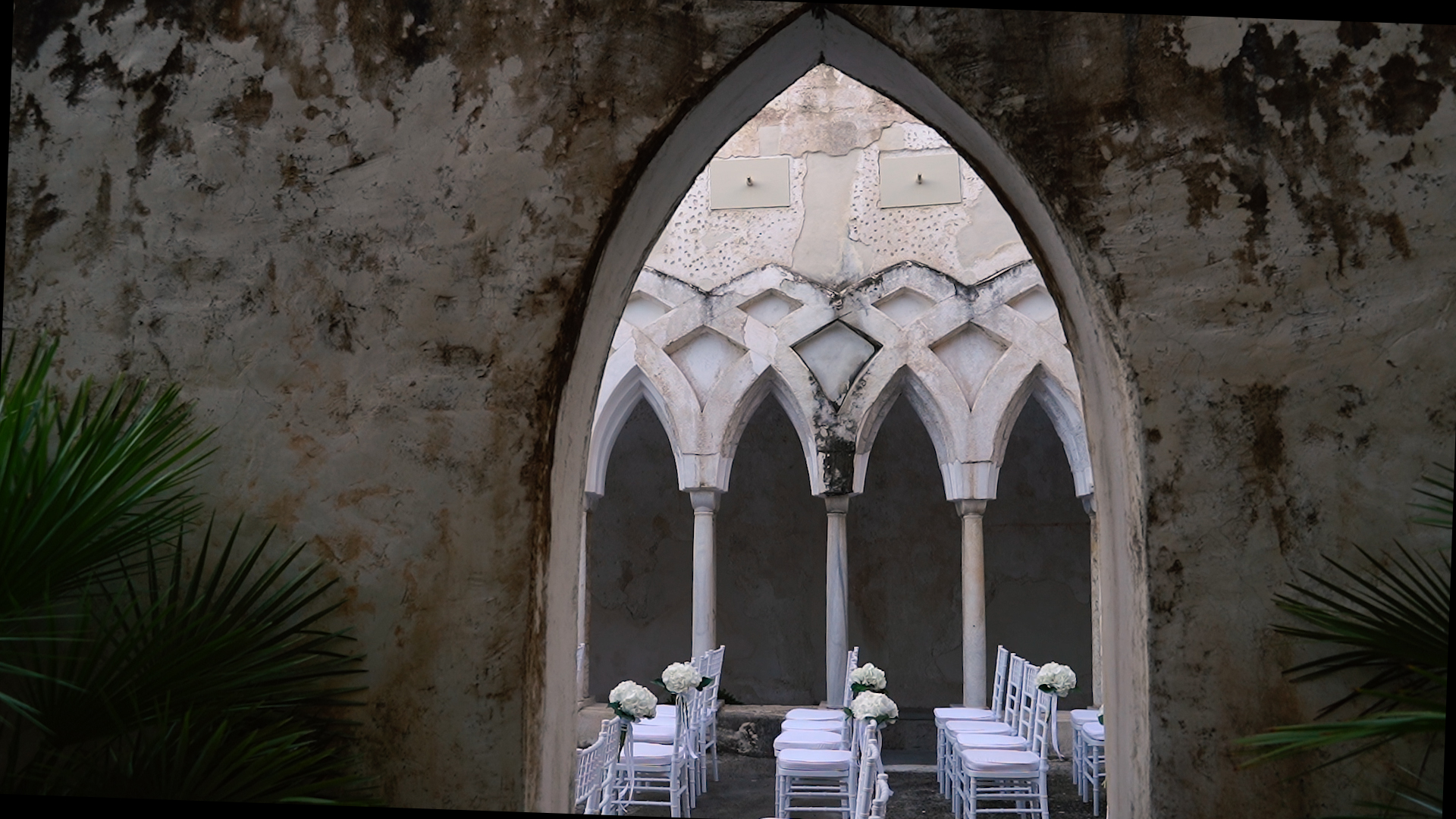 NH Amalfi Chiostro arch detail