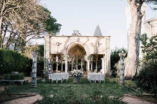 Symbolic wedding in Italy - Wedding Planner Amalfi Coast and Puglia - Mr and Mrs Wedding in Italy