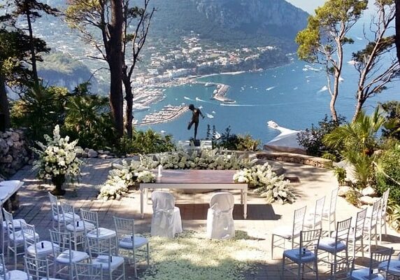 Capri. Special. Wedding Planner in Amalfi Coast and Puglia. Mr and Mrs Wedding in Italy